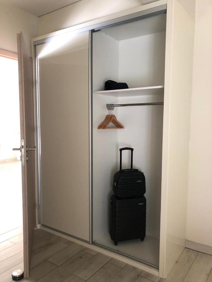 Atrakcyjny Apartament Czarna Gora สโตรเนีย ชล็องสเกีย ภายนอก รูปภาพ